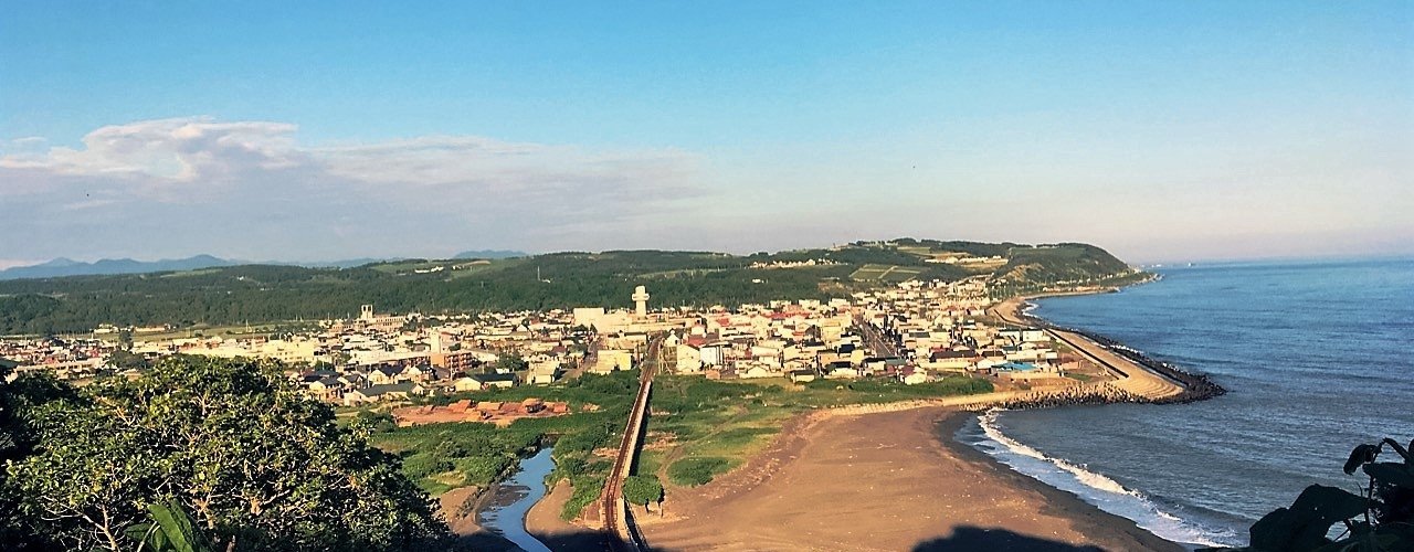 新冠市街方面の眺望