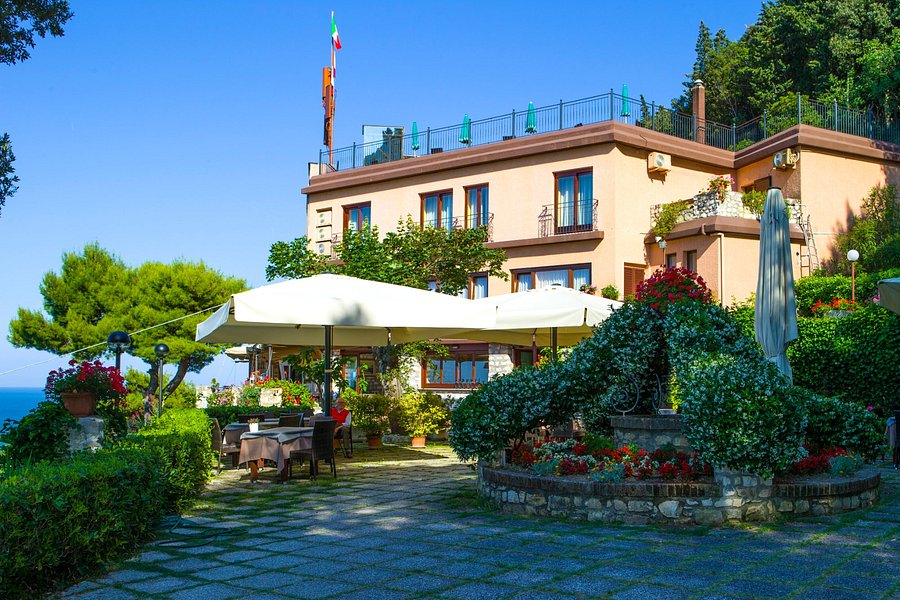 HOTEL INTERNAZIONALE (Portonovo, Italien) - omdömen och ...