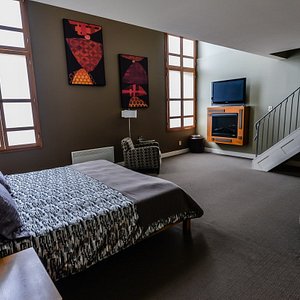 Executive Suite - Lower Level