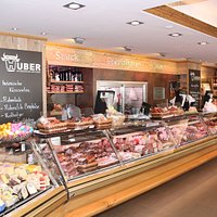 Theke Metzgerei Huber Fach- und Delikatessengeschäft Kitzbühel