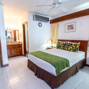 The Queen Studio with Bunk Room at the Mayan Princess Hotel