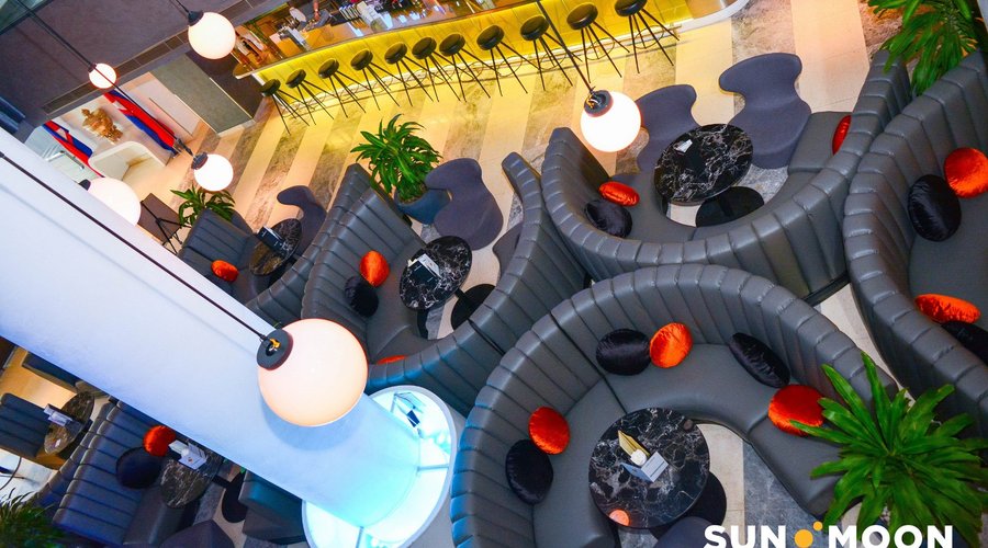 Lobby/lounge area