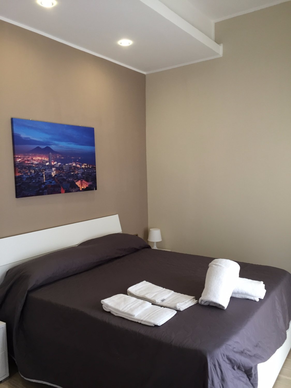 B&B METROPOLITAN - Prices & Reviews (Naples, Italy)