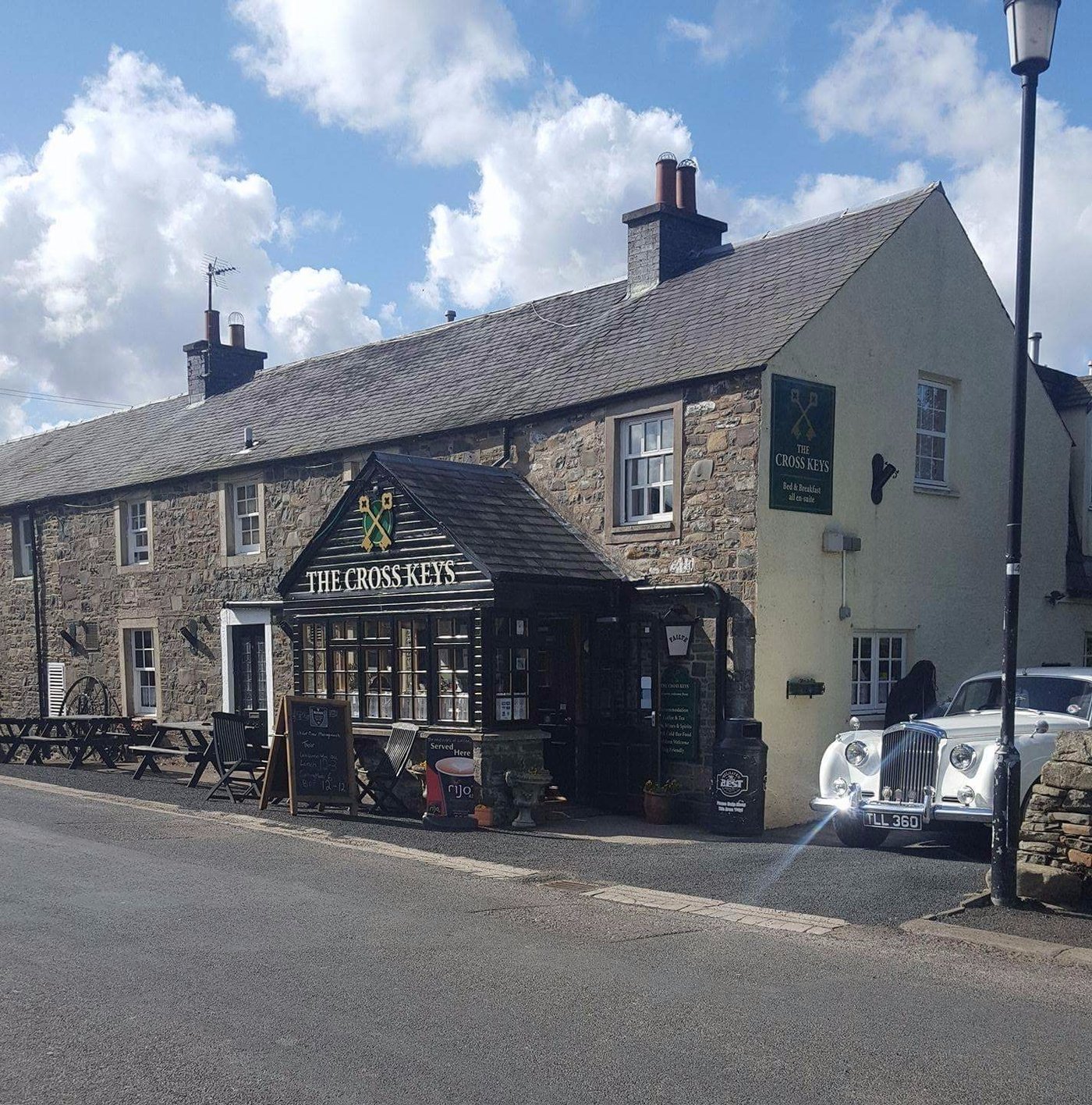 CROSS KEYS INN - Updated 2022 Reviews (Selkirk)