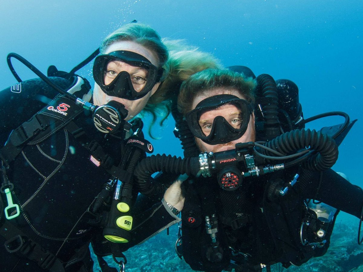 DSMB DIVER SPECIALTY: DIVERS BELOW with Pura Vida Divers