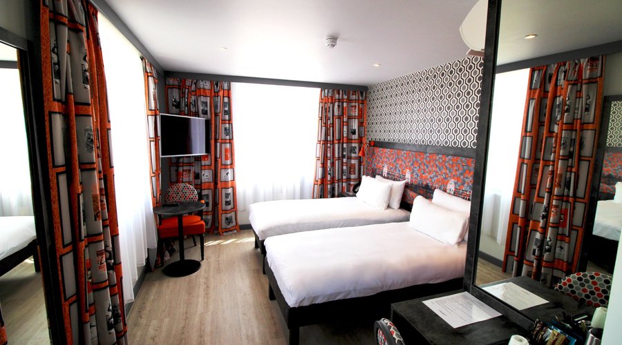 Twin Room 