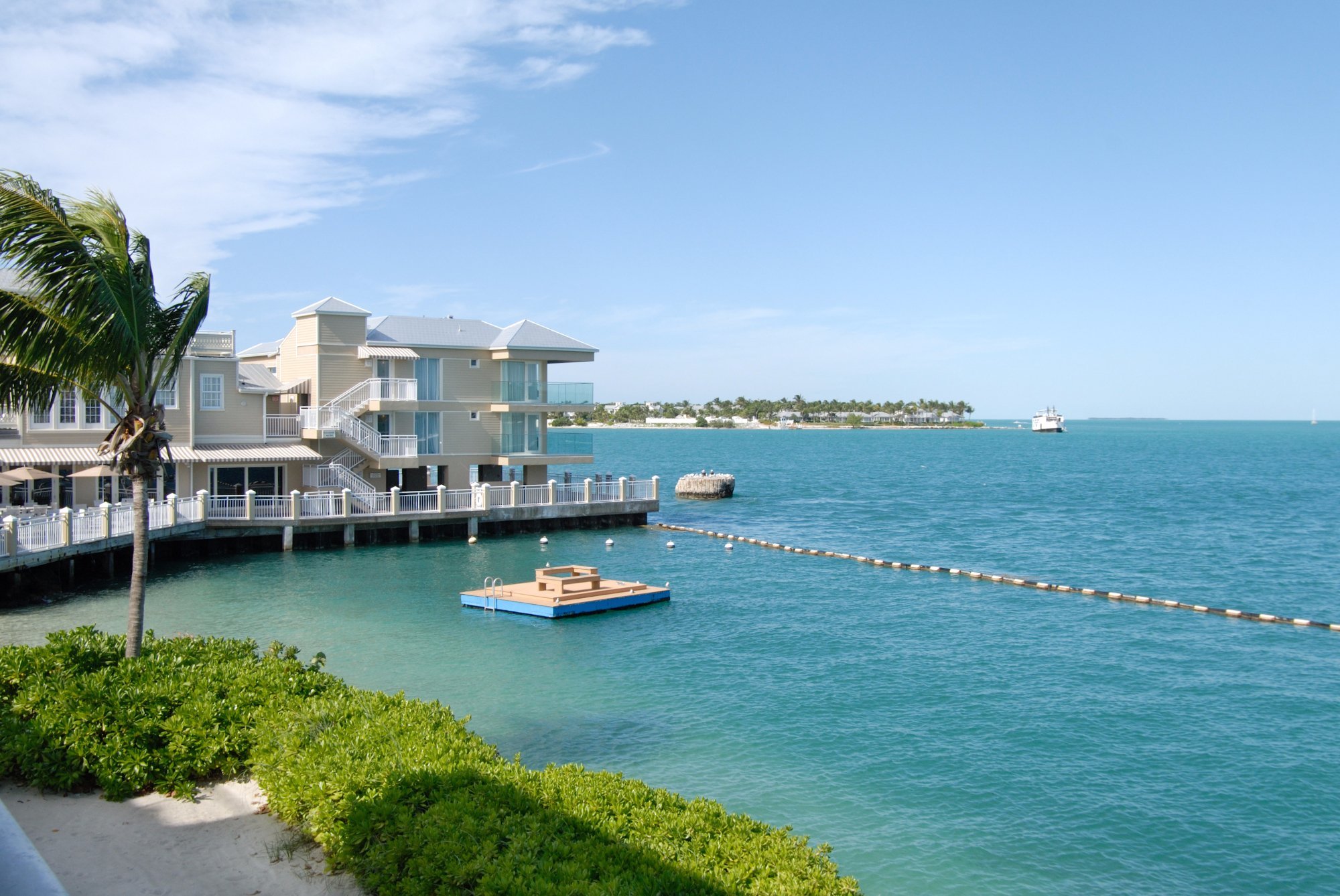 Pier House Resort & Spa by null
