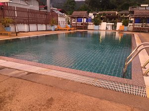 Yk patong resort 3