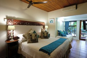 Room & Suite