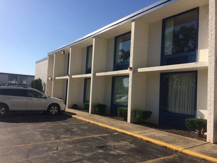 hotels in meadville pa 16335