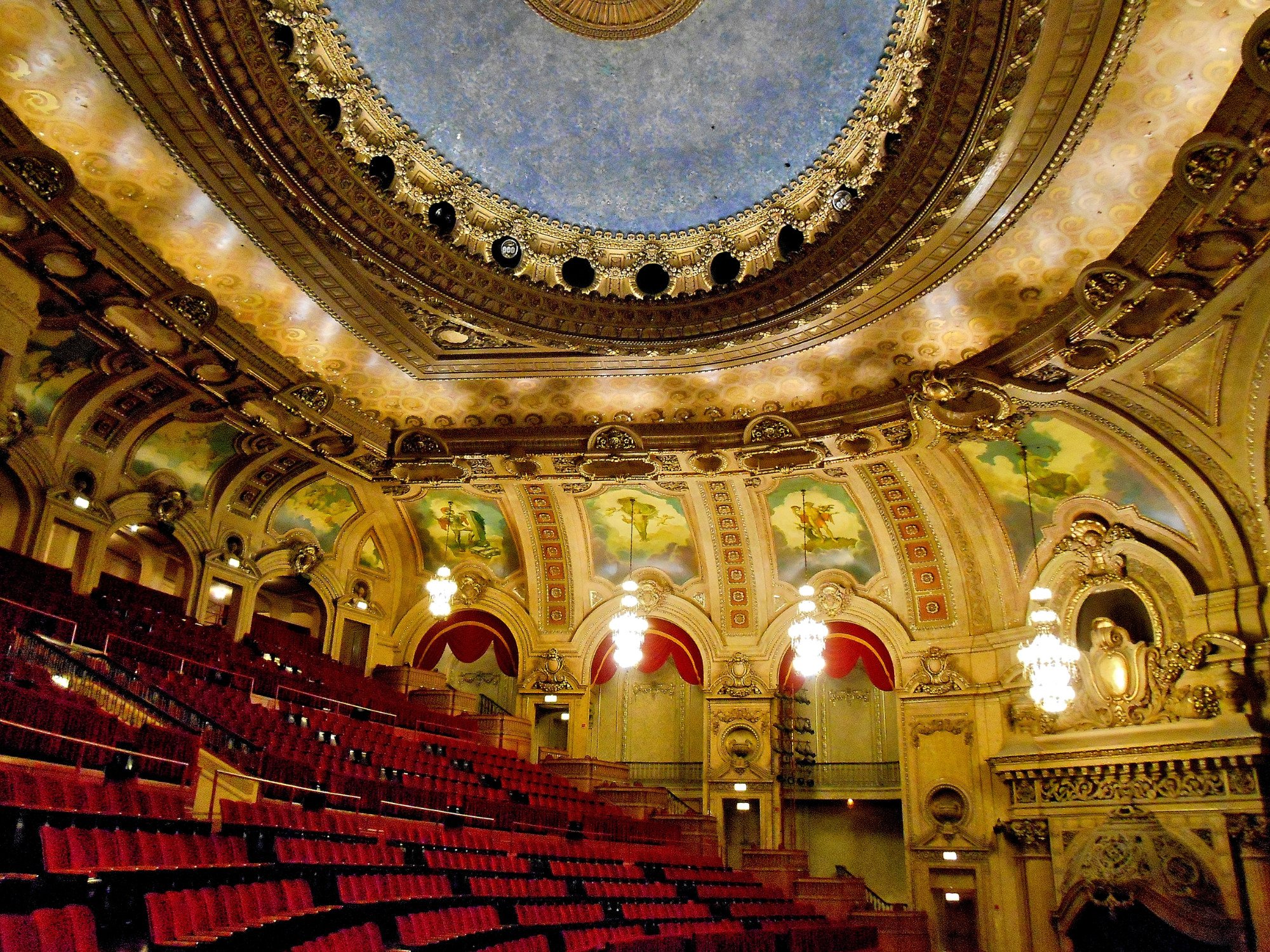 Macy's on sale theater seating