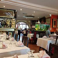 Au Palais des Rizières : une partie de la salle du restaurant.