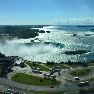 Niagara Falls Marriott Fallsview Hotel &amp; Spa, hotel in Niagara Falls