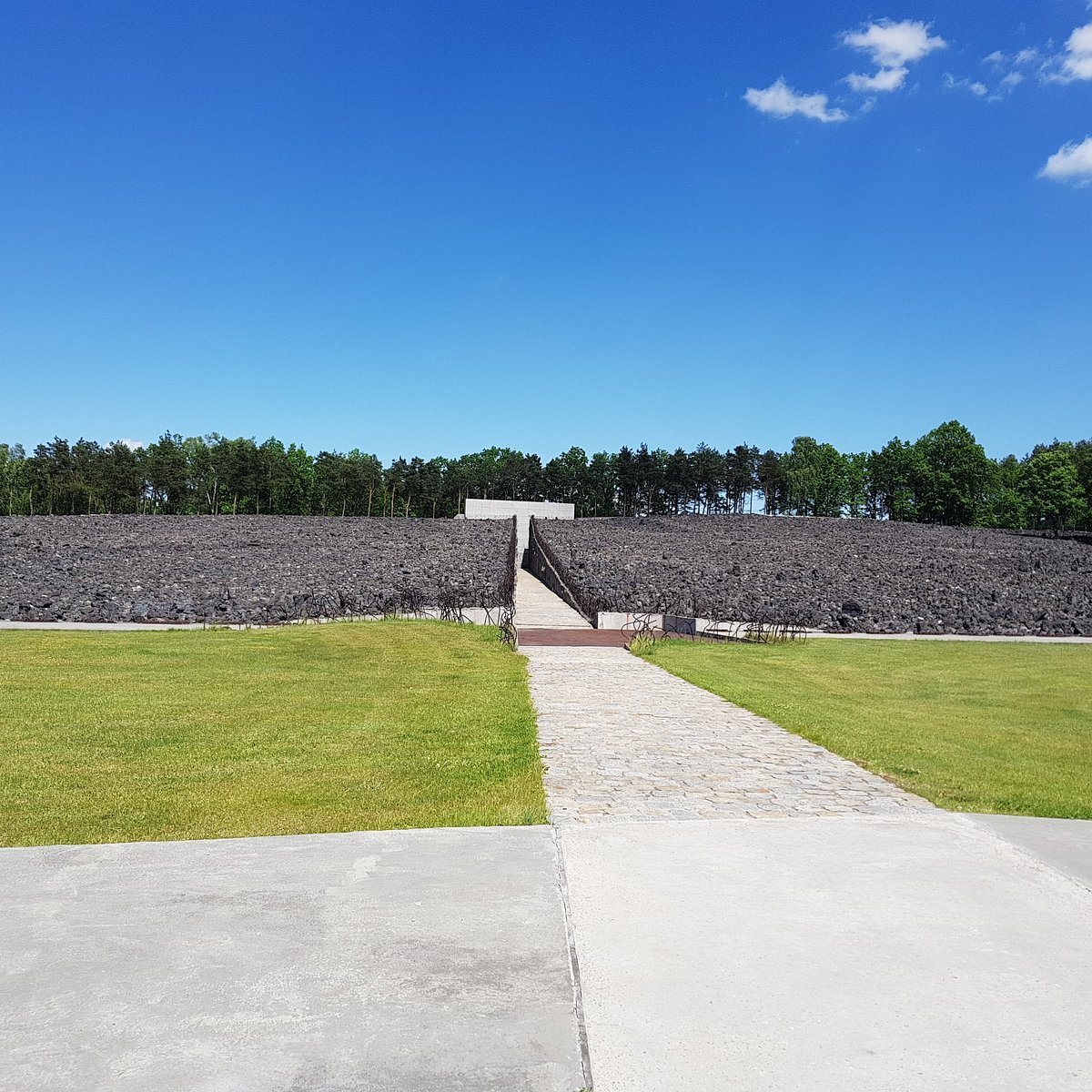 Muzeum I Miejsce Pamięci W Bełżcu Muzeum – Miejsce Pamięci w Bełżcu, Tomaszow Lubelski