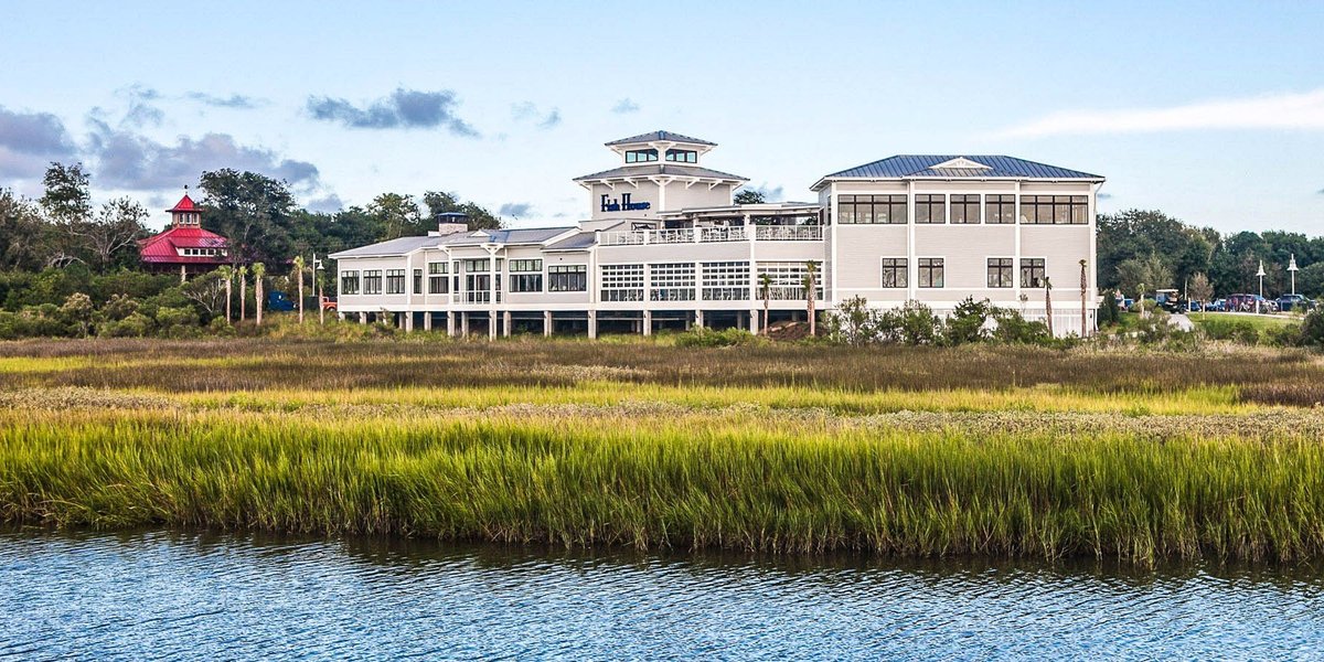 CHARLESTON HARBOR FISH HOUSE, Mount Pleasant - 32 Patriots Point Rd ...