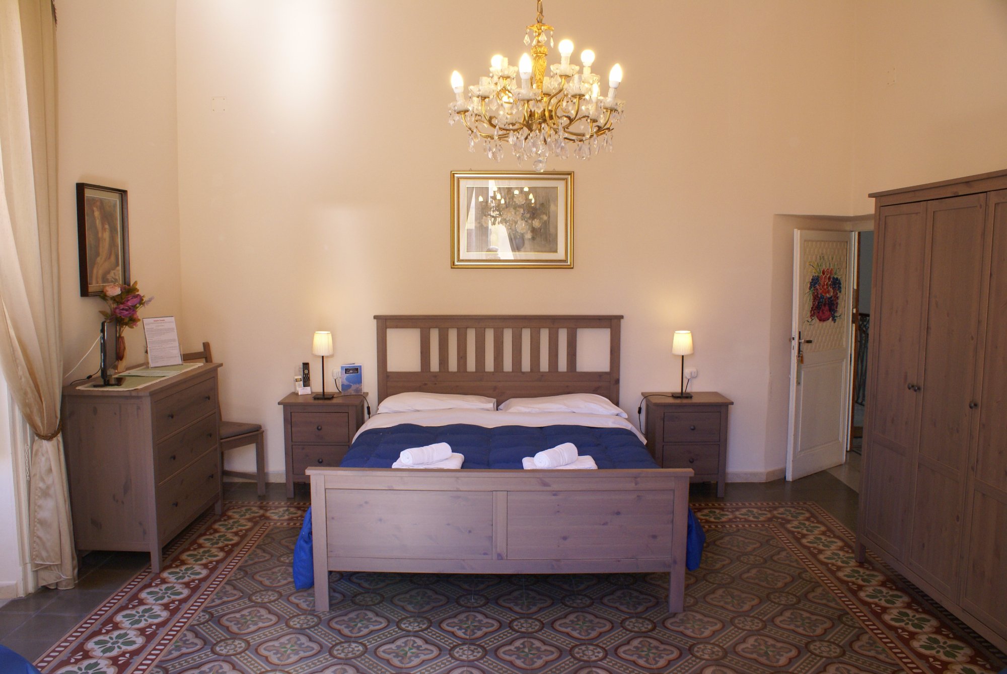 B&B MARICENTRO - Prices & Reviews (Taranto, Italy)