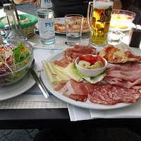 il pèiatto freddo con salumi veramente deliziosi...