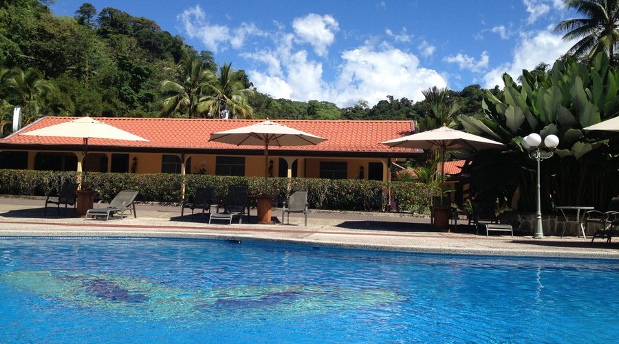 Piscina Cabinas Espadilla.