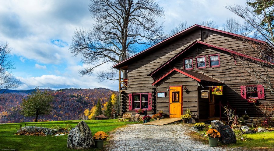 Nestled on a hilltop overlooking pristine 13th Lake is Garnet Hill Lodge