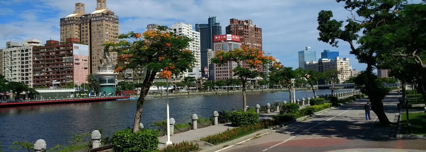 In spite of its name, it's NOT situated on the river. The group has one, just not this one.