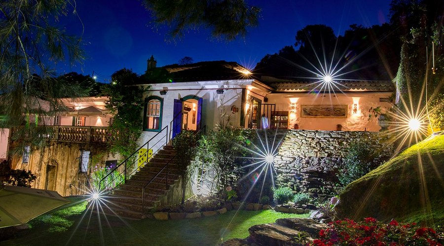 Nosso jardim, à noite. Foto: Leo Homssi