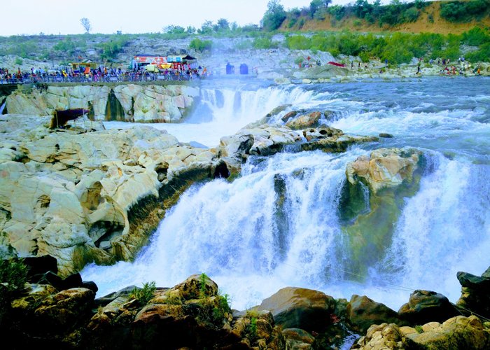 View of the waterfall from the other side (new Bhedaghat).