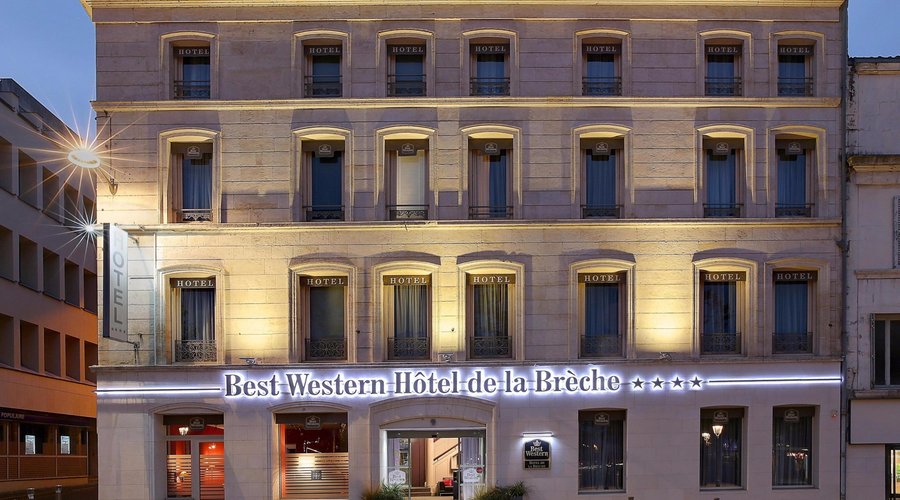 Façade de l'hôtel