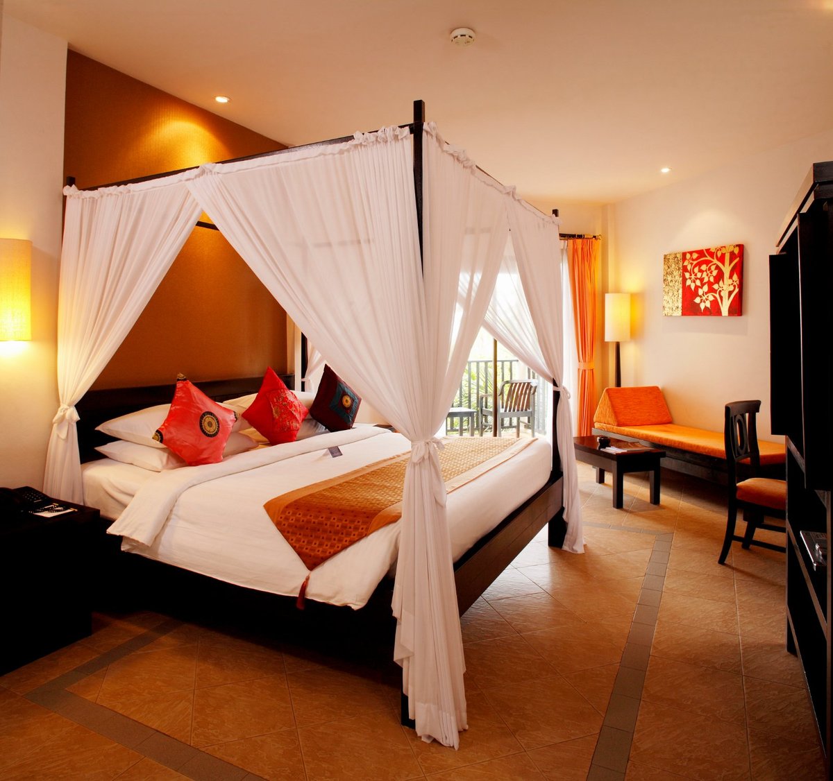Пхукет отели для отдыха с детьми. Horizon Karon Beach Resort Spa 4. Phoenix Hotel Karon Beach 4 Karon, Пхукет. Отели в Тайланде для отдыха с детьми. Корона Резорт энд спа Пхукет.
