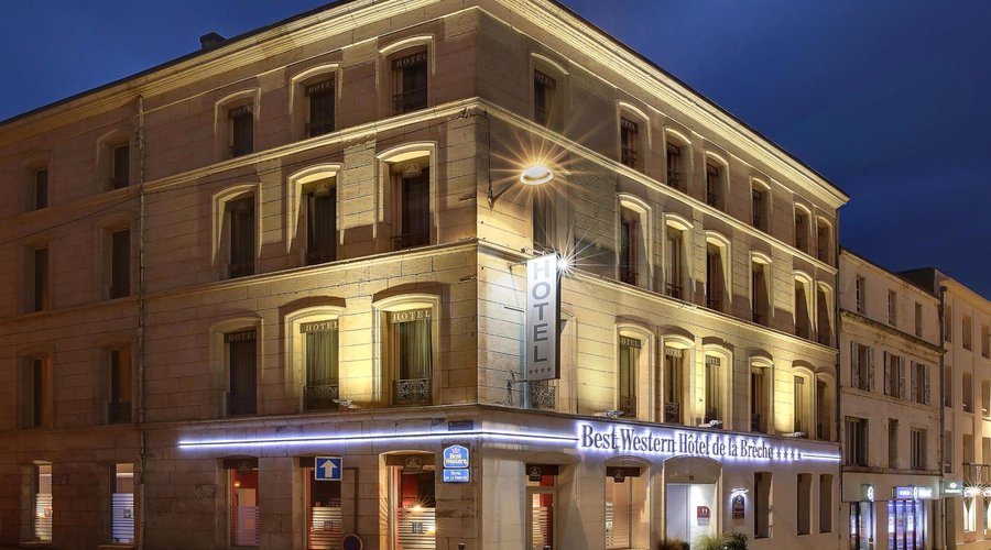 façade de l'hôtel