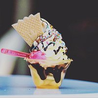 Concedersi è vita, tutto il resto è soltanto attesa.