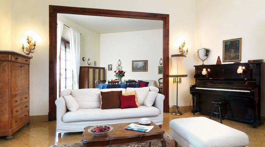 Il doppio salotto - The double living room