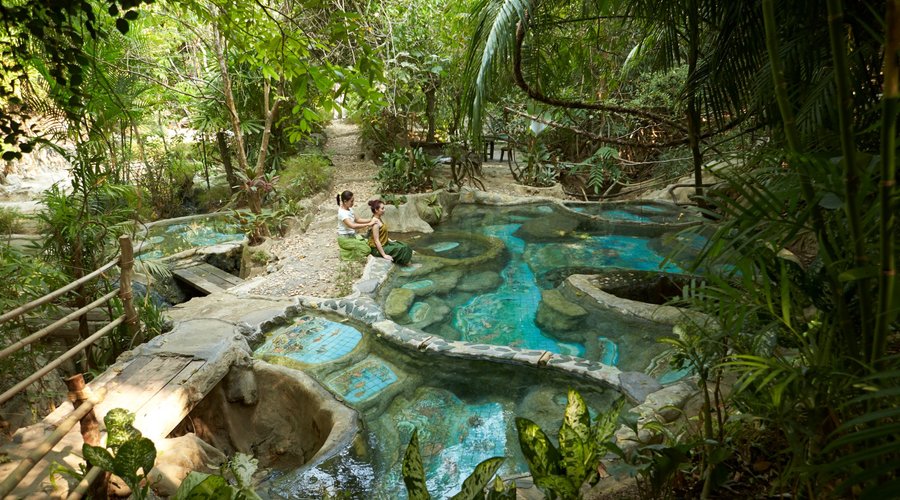 Thai yoga in the hot spring