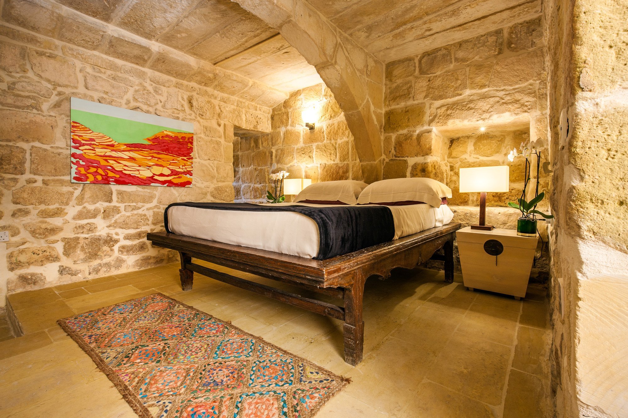 Thirtyseven Gozo by null