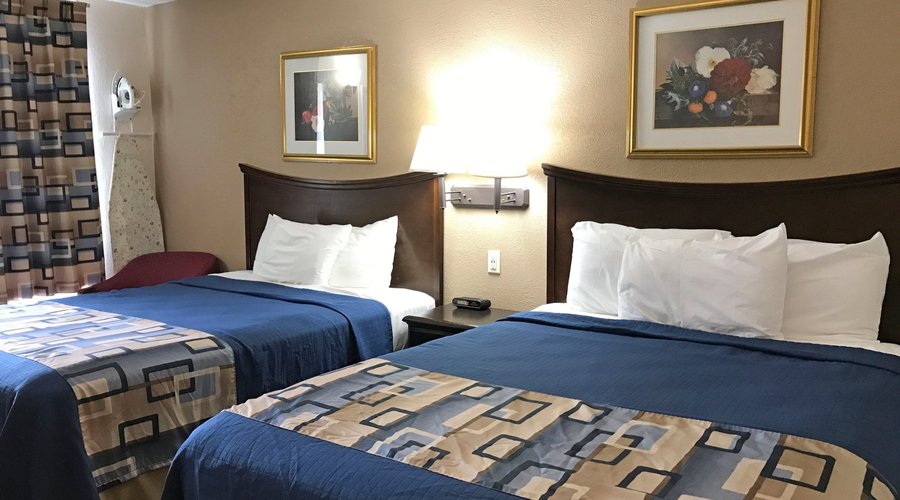 Two Queen Beds