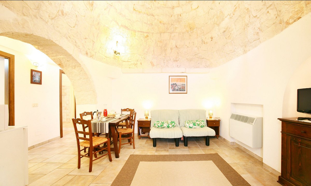 TRUDDHI CASA E CUCINA DI PUGLIA - Prices & Inn Reviews (Locorotondo, Italy)