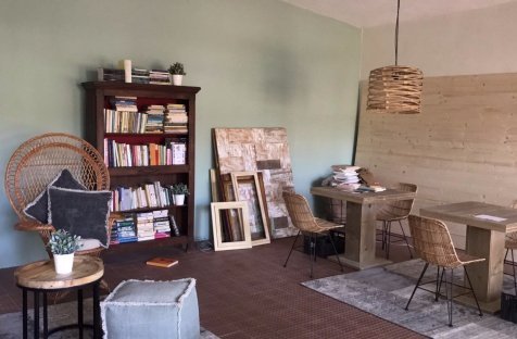Connect Lounge