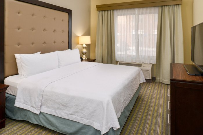 Homewood Suites by Hilton Fresno Rooms: Pictures & Reviews - Tripadvisor