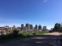 Driving Directions to Harriet Island