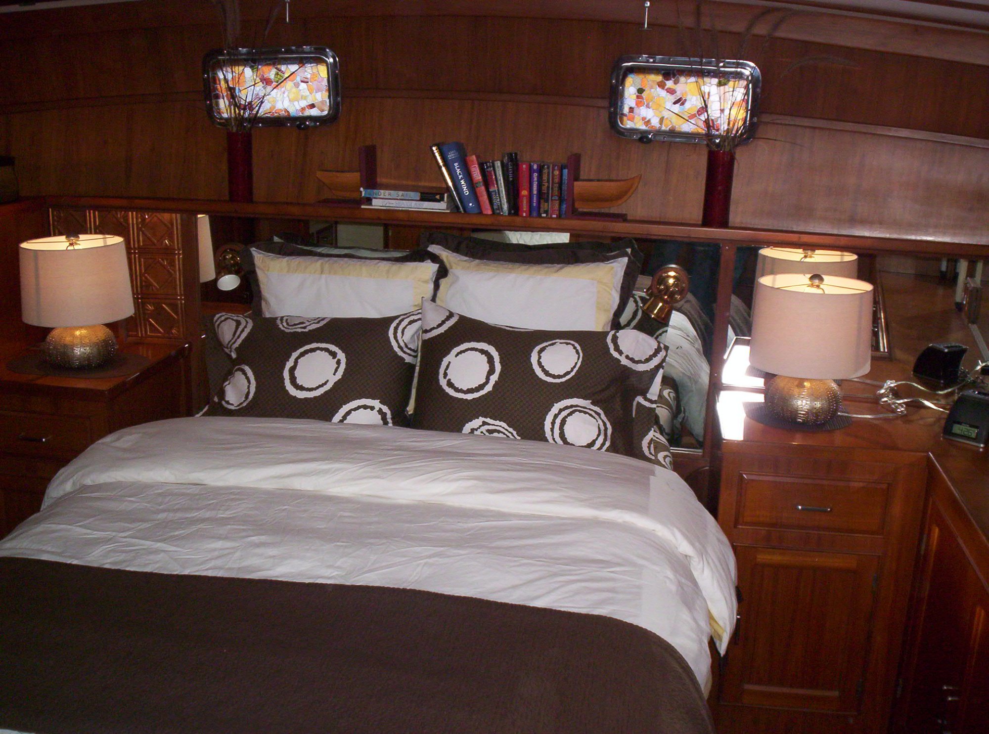 Hotel photo 6 of Green Turtle Floating Bed and Breakfast.