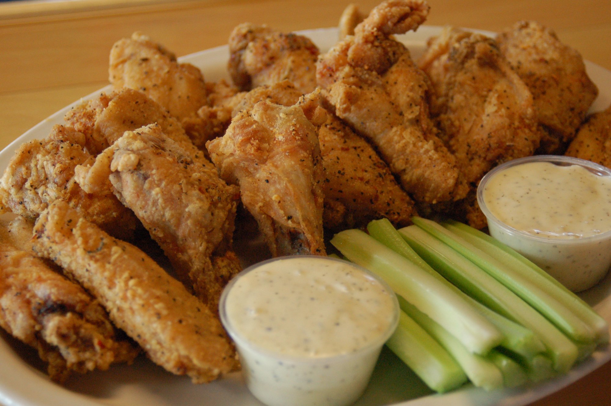 TAILGATE SPORTS BAR & GRILL, Savannah - Photos & Restaurant Reviews - Order Online Food Delivery - Tripadvisor