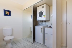 Room & Suite