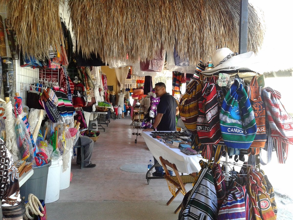 Artisans Market Vendors