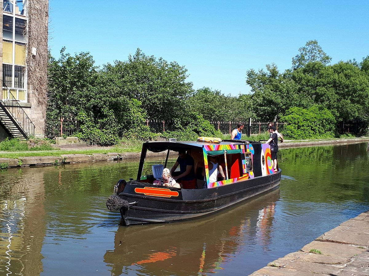 bollington canal boat trips