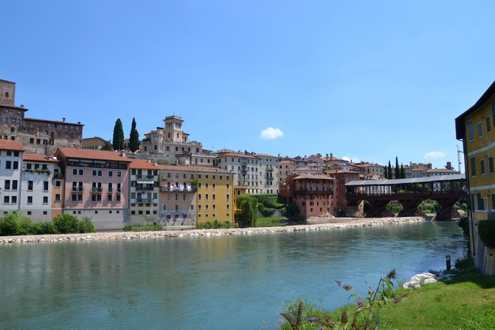Il Ponte nel magnifo contesto della città