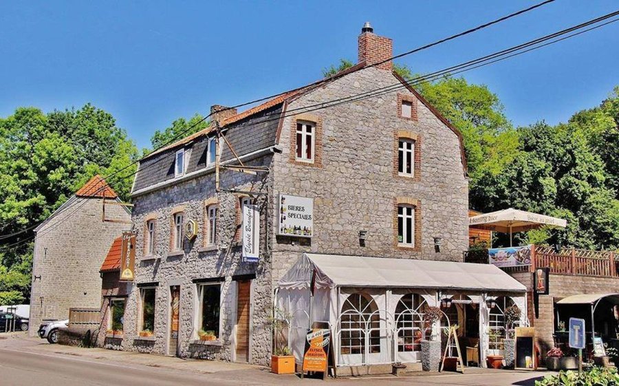 Vue en venant de ANDENNE vers HUY