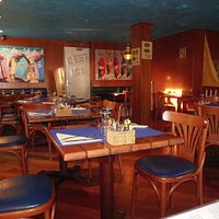 Salle intérieure, un peu surélévée.