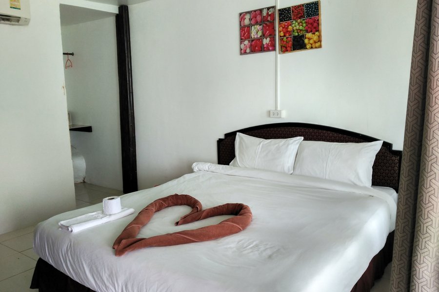 피피 코지 씨프런트 리조트 (Phi Phi Cozy Seafront Resort, 피피돈 섬) - 호텔 리뷰 & 가격 비교