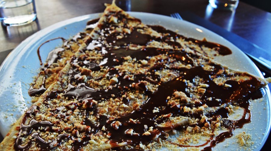 Crepe with chocolate and biscuit!