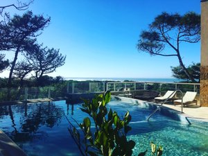 Piscina y playa