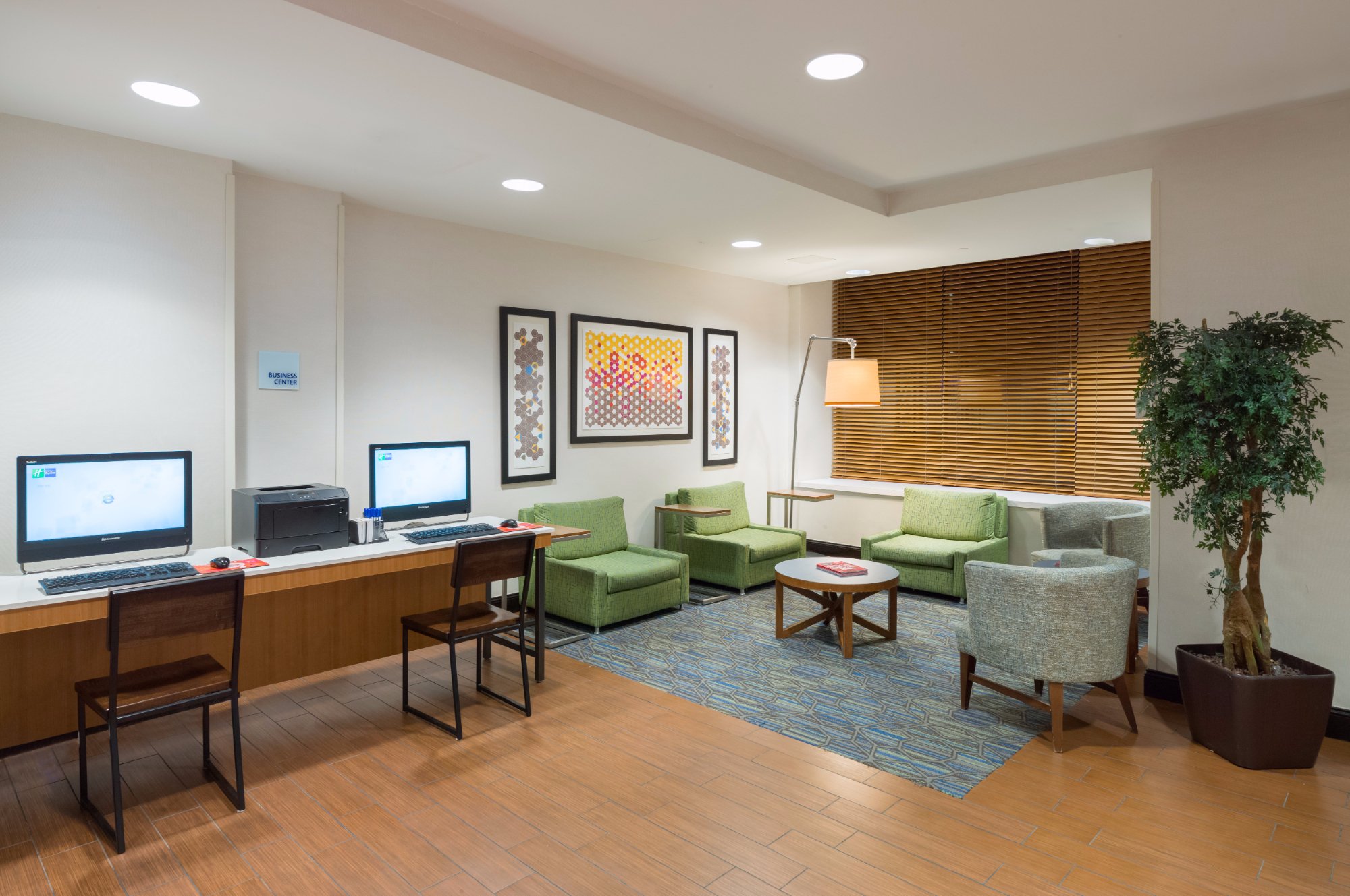 Hotel photo 16 of Holiday Inn Express New York City Times Square, an IHG hotel.